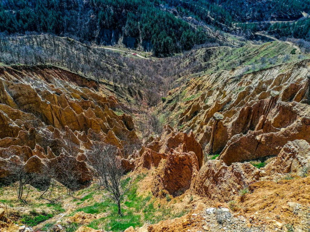 Стобски пирамиди 