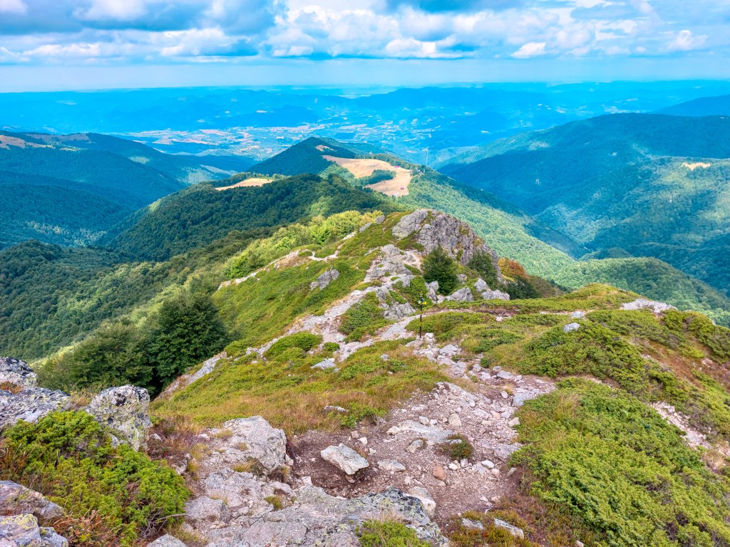 връх Ботев (2376 м) от хижа Плевен