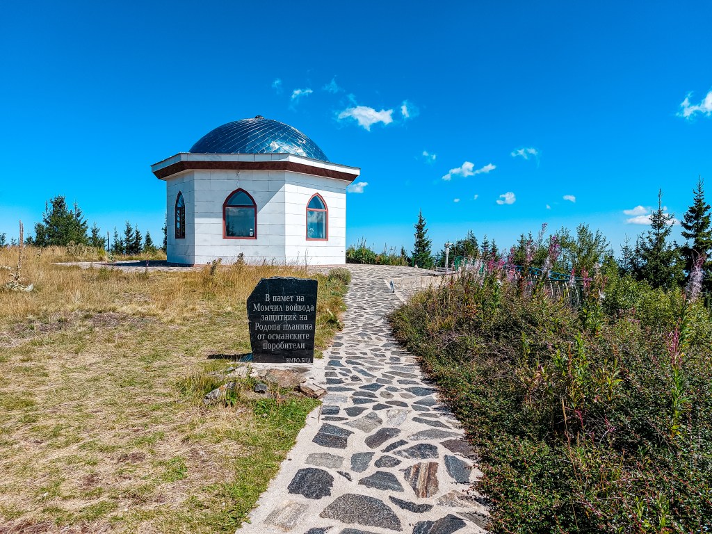 Момчил войвода и Енихан баба - легенди
