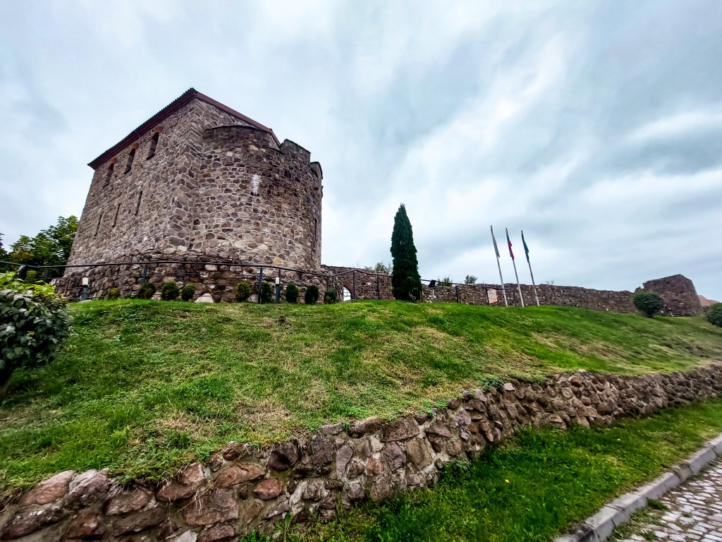 Пещера - крепост перистера