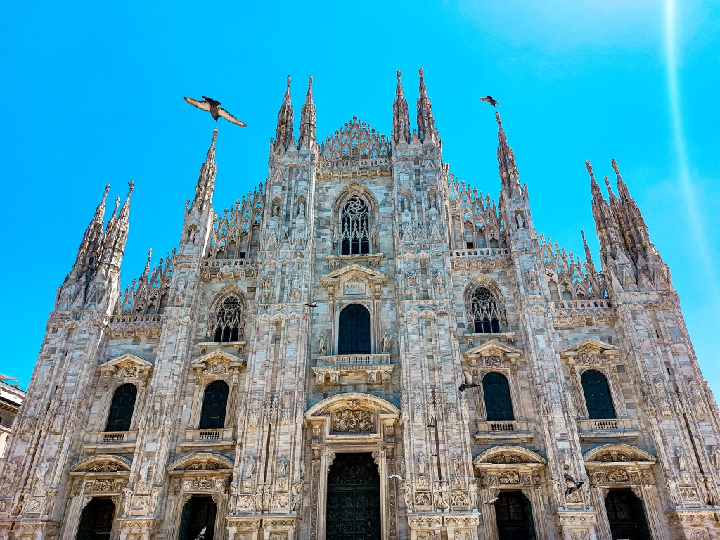 Пътуване до Милано със самолет