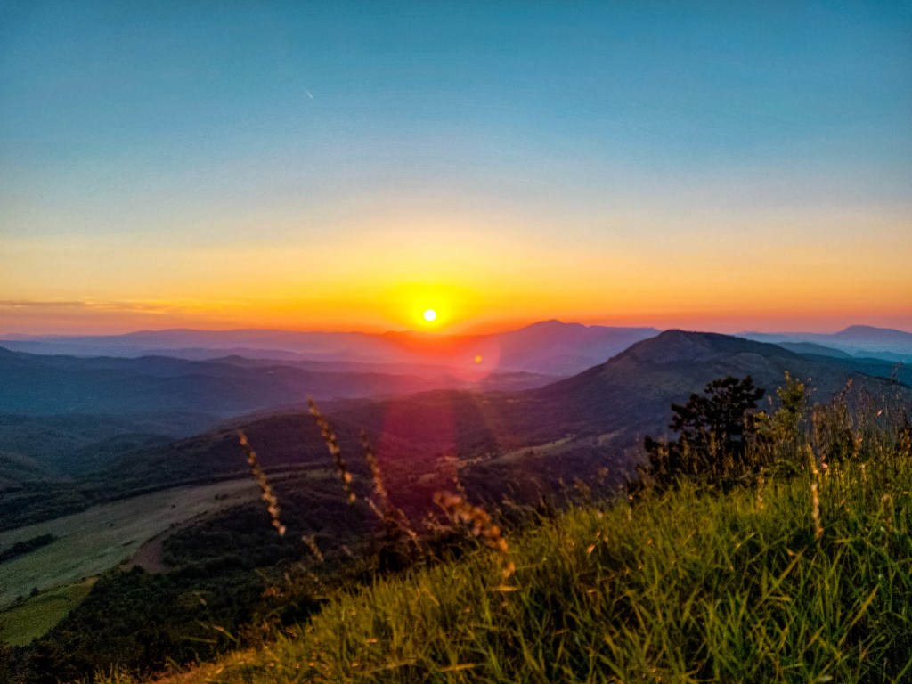 Връх Любаш - планина Любаш - Трънско - Краище