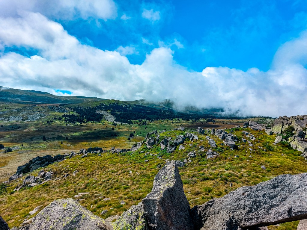 Гледка от връх Ушите