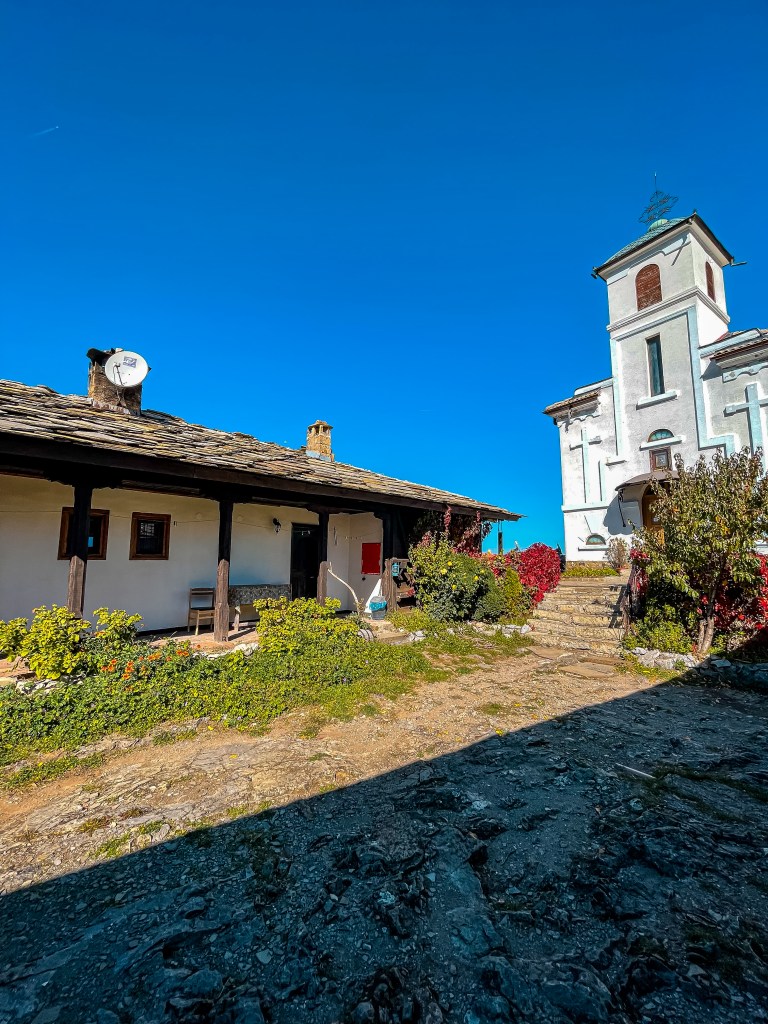 Гложенски манастир, Стара планина, Гложене - църква - работно време