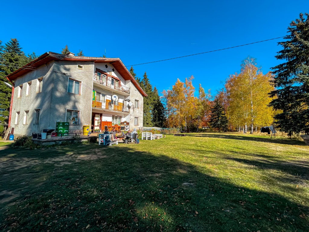 От Лакатник до хижа Тръстеная 