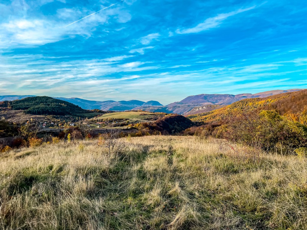 От Лакатник до хижа Тръстеная 