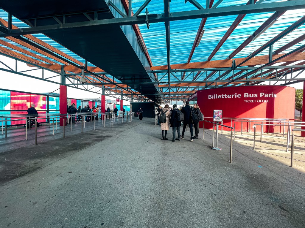 Самостоятелно пътуване до Париж - самолетни билети