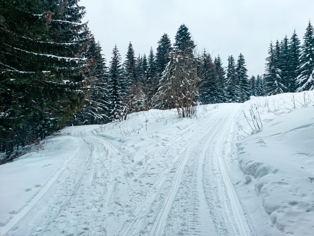 От лифт Рилски езера до хижа Ловна през зимата