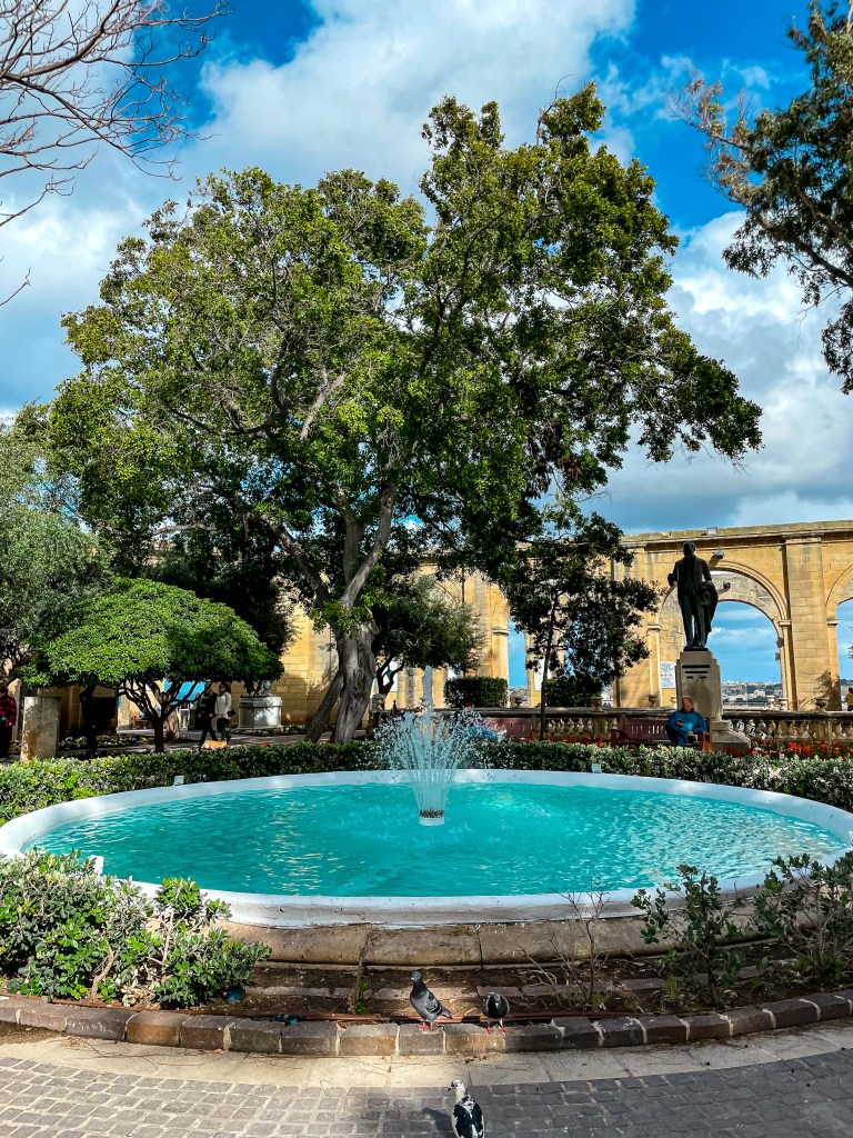 Забележителности във Валета - градините Барака - Upper and Lower Barrakka Gardens