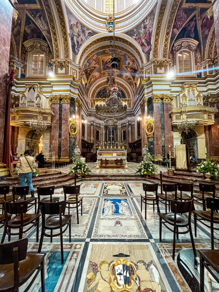 Разходка из Мдина - "тихият град" на Малта - забележителности и ресторанти