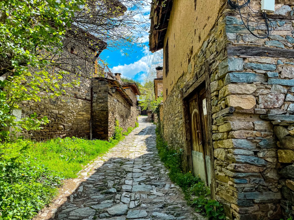 Лещен и Ковачевица - идеи за разходка, хотели, ресторанти