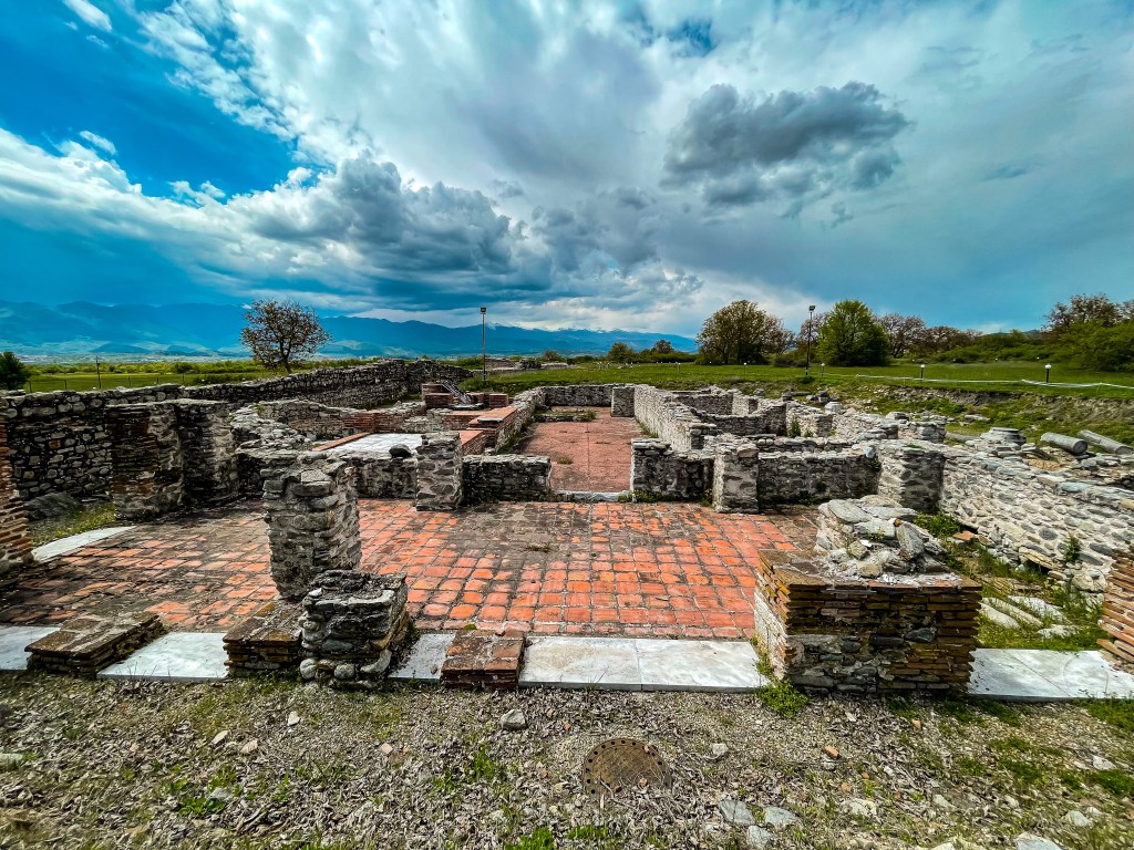 Никополис ад Нестум в село Гърмен.
