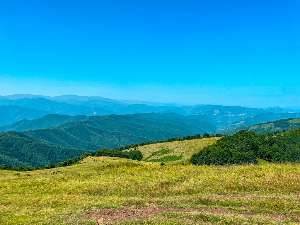 Връх Васильов - хижа Васильов - Предбалкана