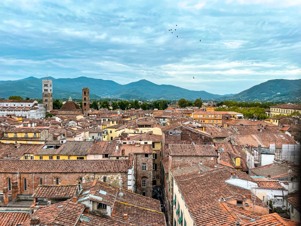 Забележителности Лука, Италия - Torre delle Ore - часовниковата кула
