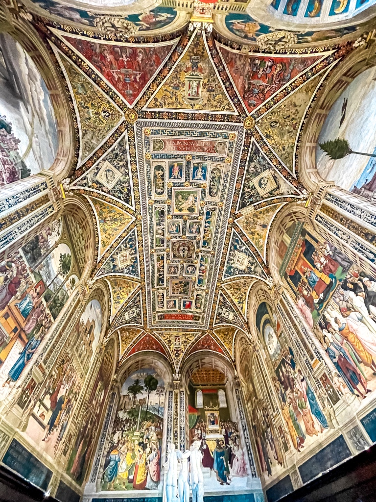 Дуомо Сиена - катедралата отвътре