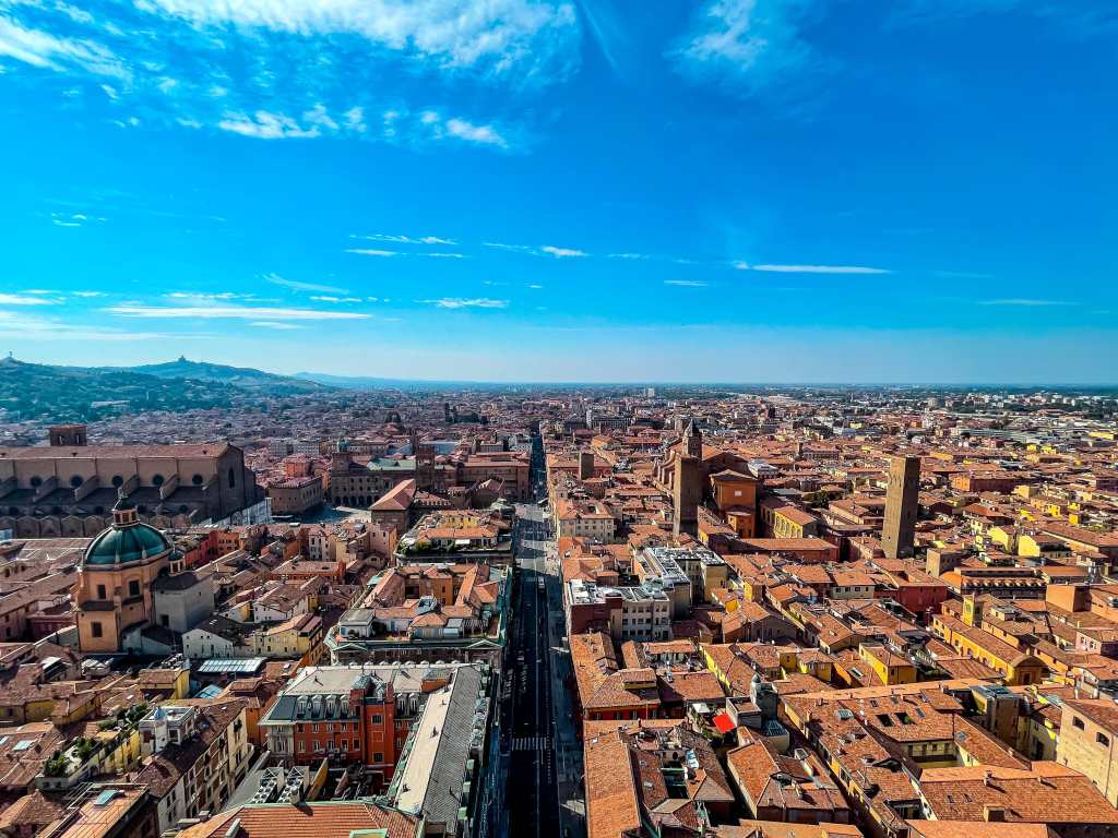 Болоня за един ден - забележителности, ресторанти