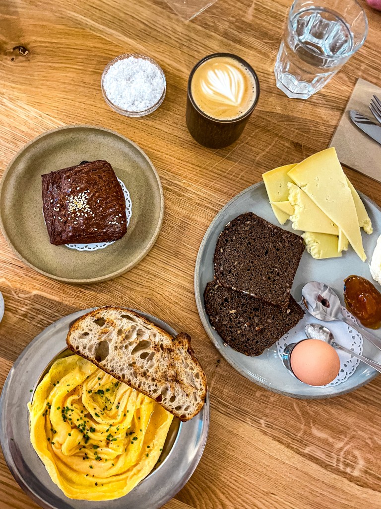 Сабале, София - брънч места в София - работно време