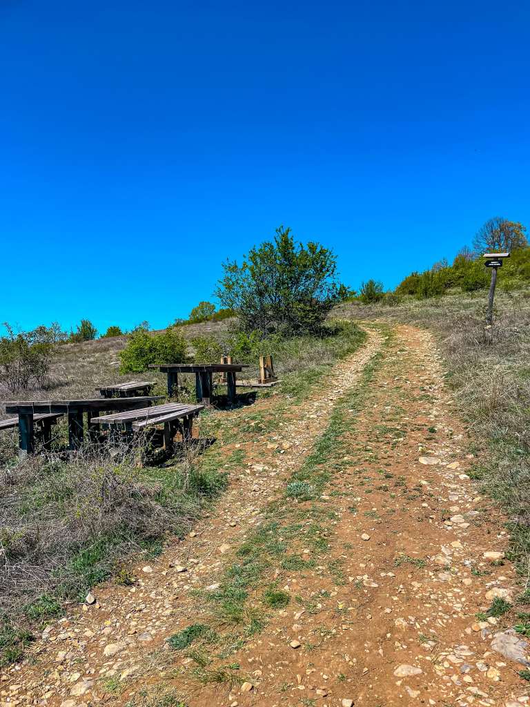 Екопътека "Поглед към девет планини" и връх Сирищнишка рудина  