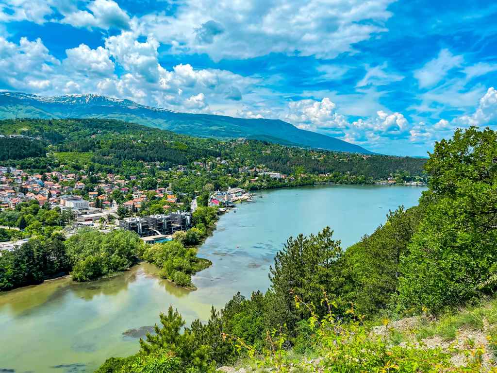 Панорамна гледка - пейката над Панчарево