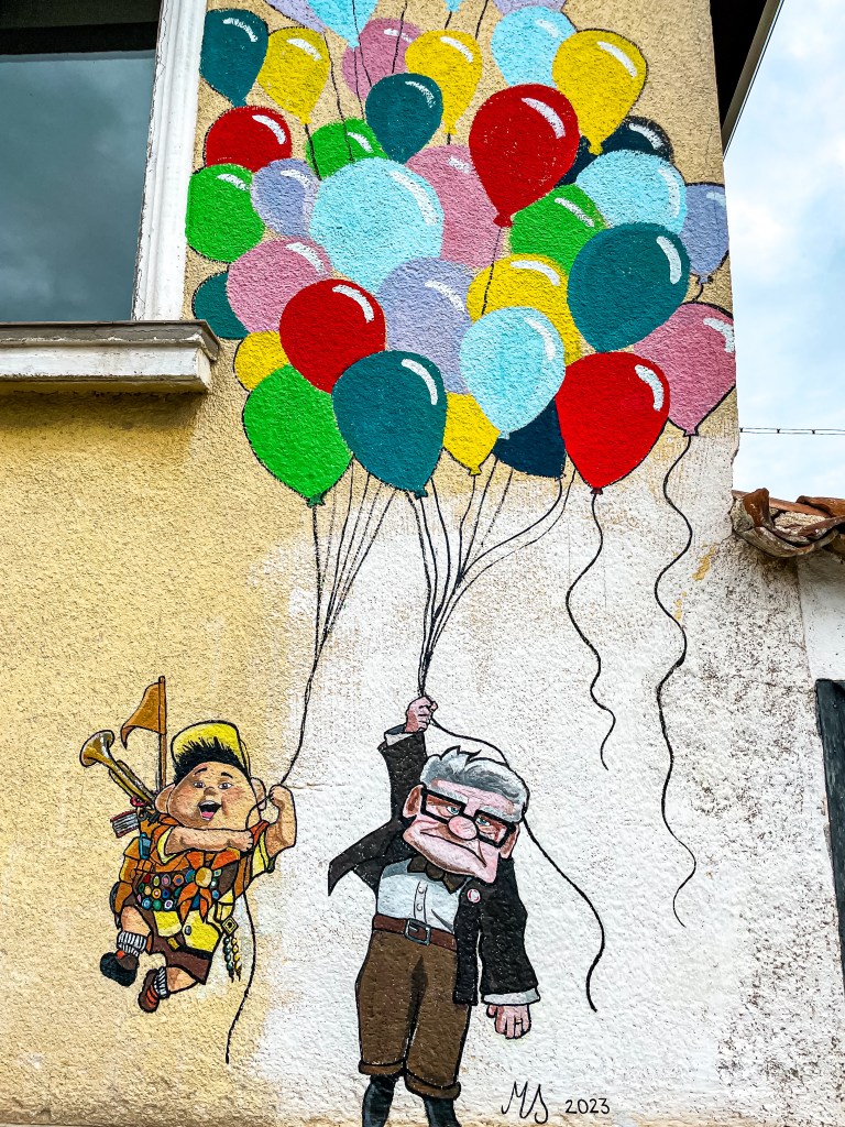 Старо Железаре - селото музей на уличното изкуство