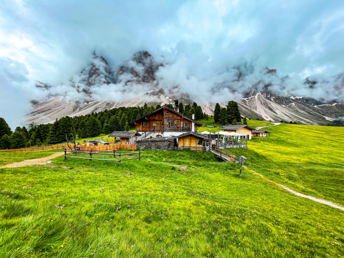 Най-важните неща, които трябва да знаете, ако планирате пътуване до Доломитите през&nbsp;2026