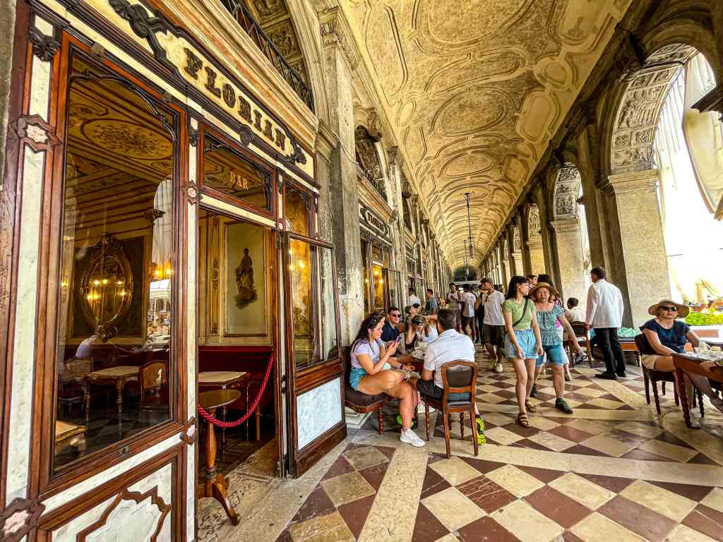 Самостоятелно пътуване до Венеция, Италия - екскурзия - забележителности - транспорт - цени