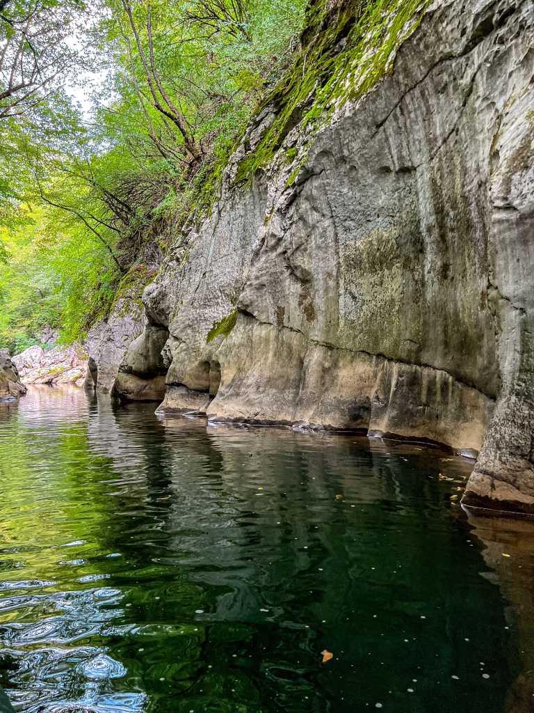 Каньон Горло край село Кошница, Смилян - река Арда - разходка с лодка