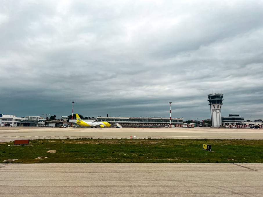 България - Бари - полети.