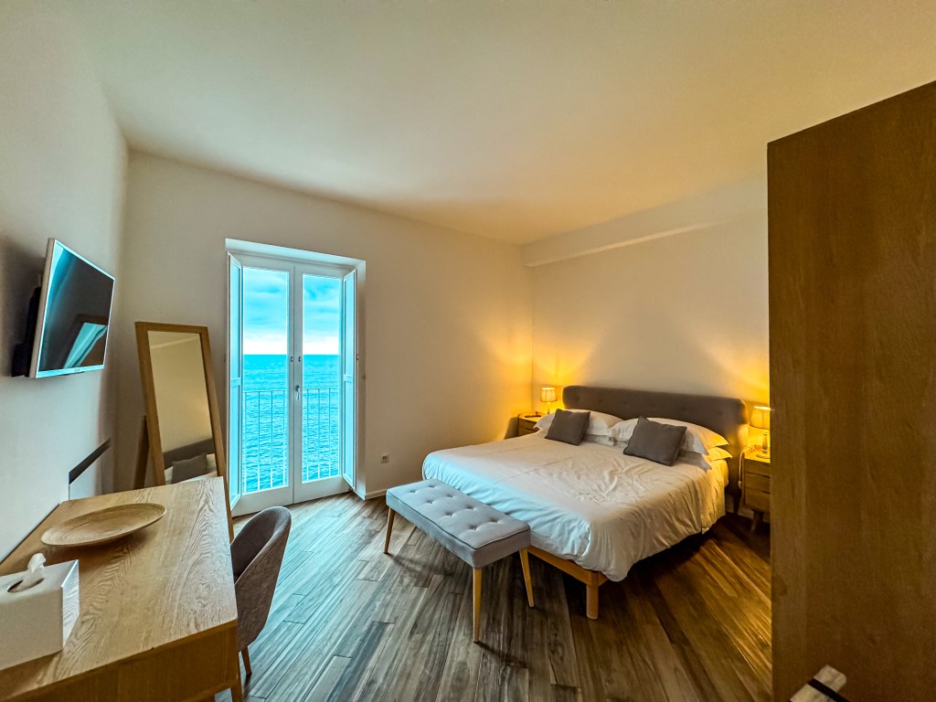 Апартаменти в Монополи, Пулия - хотел на брега на морето