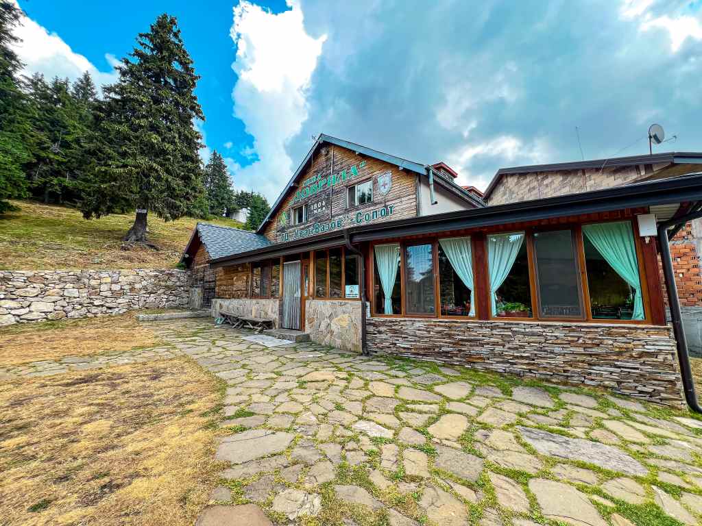 Изкачване на връх Левски (Амбарица) от лифт "Сопот" - хижа Добрила