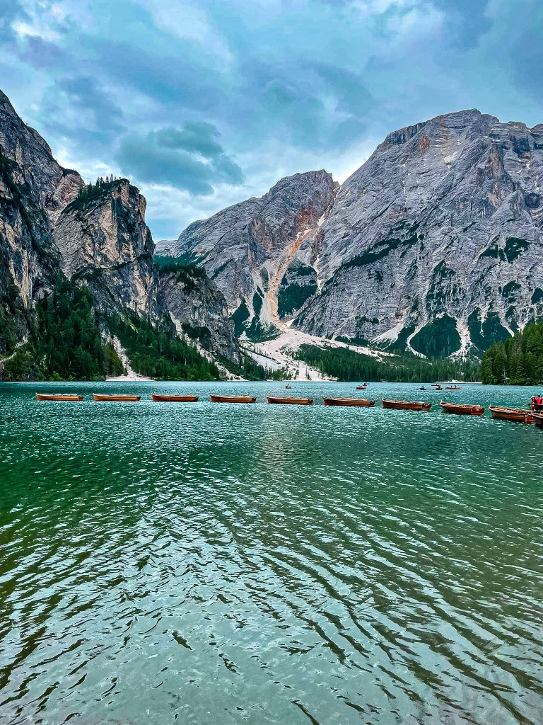 Lago di Braies- интересни места в Доломитите | Трекинг маршрути | Екскурзия Доломитите